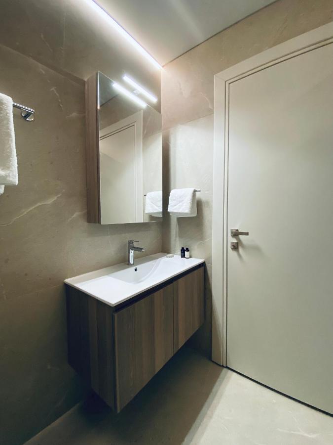 Athens Riviera 2-Bed Apt & Pool Access #Unoblu Luaran gambar